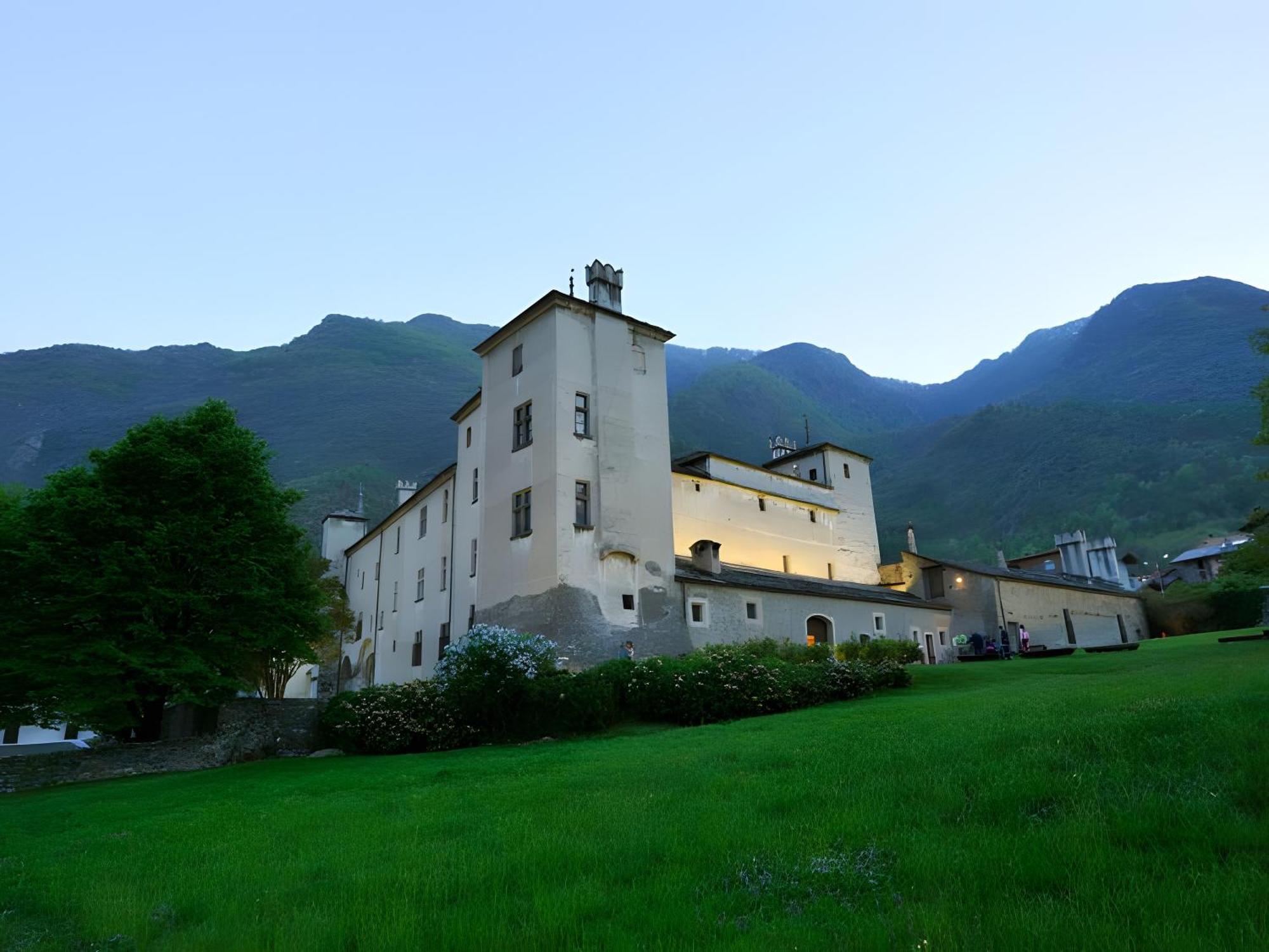 Bed and Breakfast Il Pellegrino à Issogne Extérieur photo